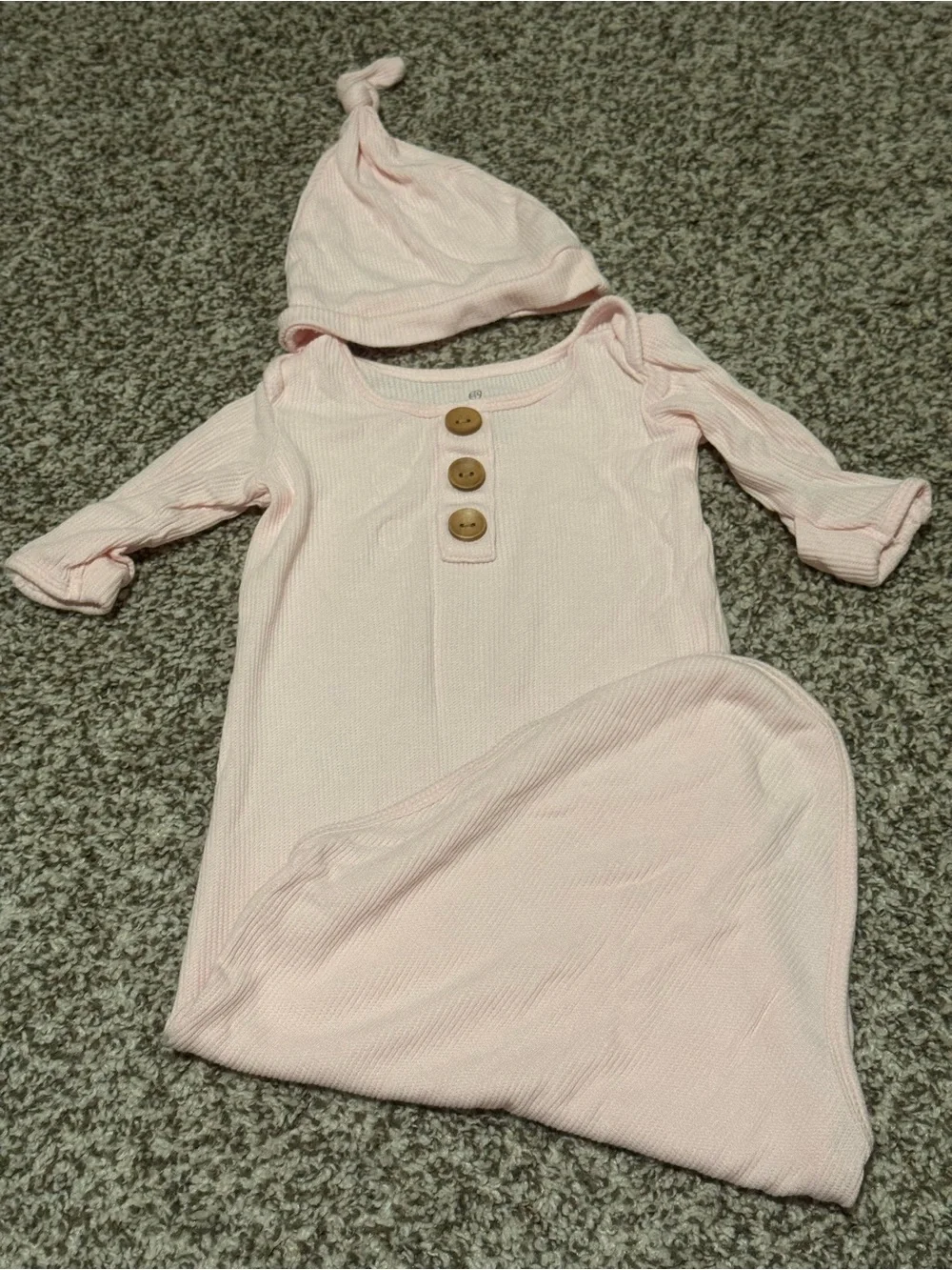 Set/3 Caden Lane Newborn Girl Knotted Gowns w/ Accessories
